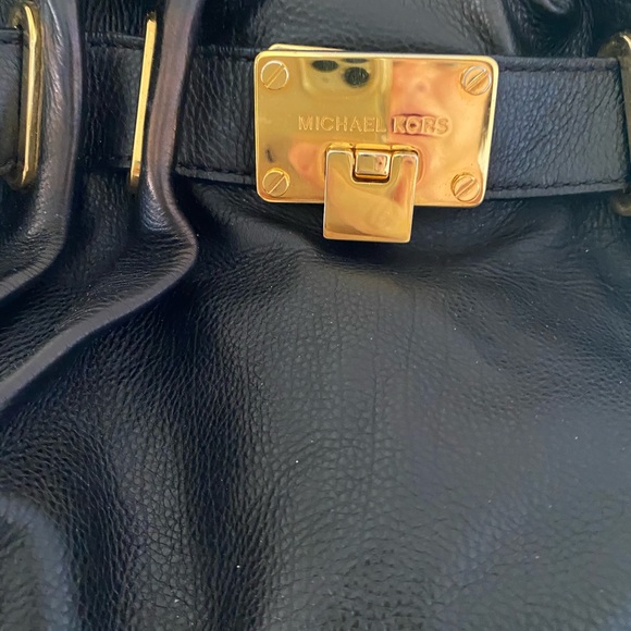 Michael Kors Black Leather Bag with Gold Hardware - Picture 14 of 16